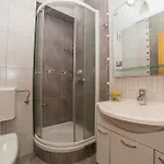 Kristina * 马卡尔斯卡