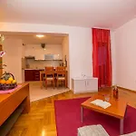 公寓 Kristina 马卡尔斯卡