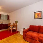 Kristina * 马卡尔斯卡